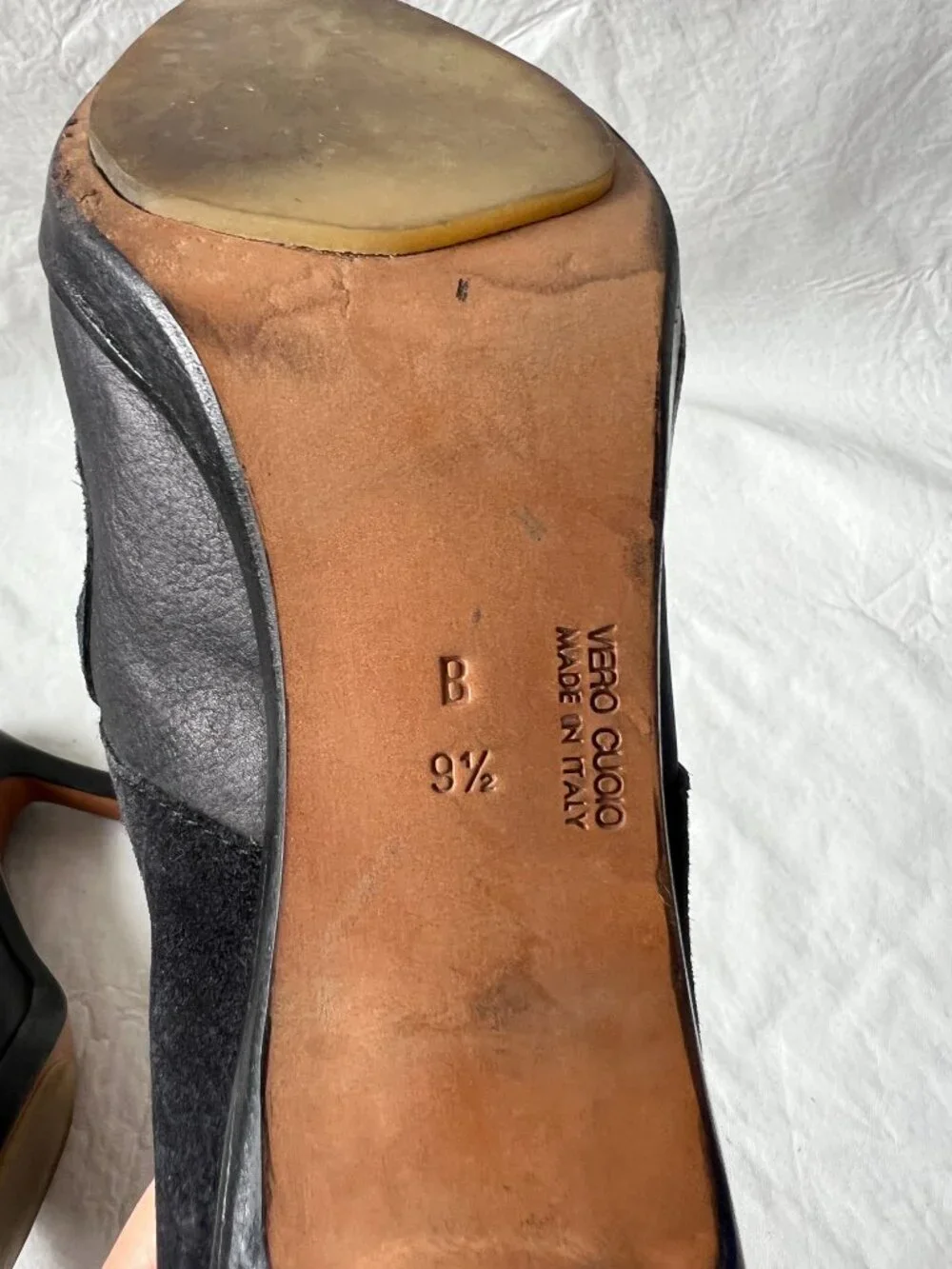Diana Broussard high heels mary jane black suede leather pointed toe 9.5 pump - Picture 15 of 15